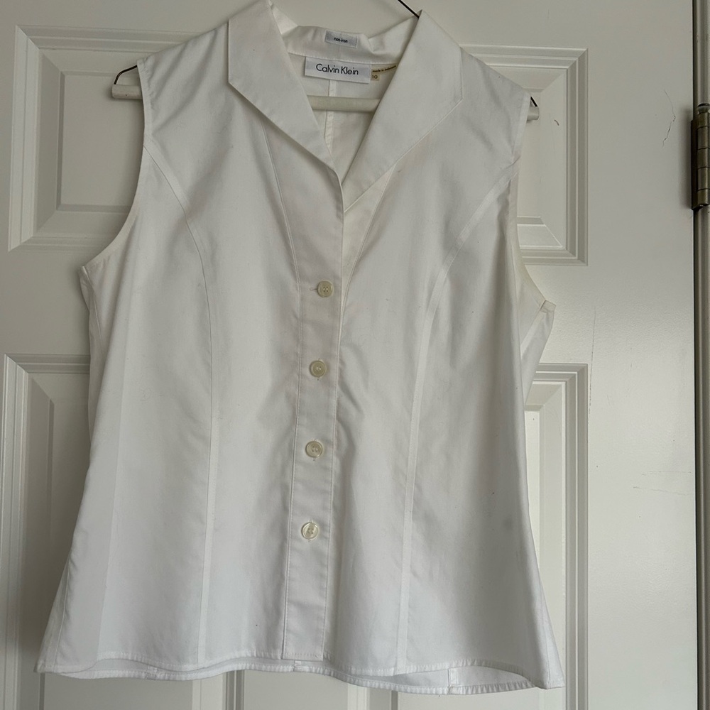 Calvin Klein Women's White Sleeveless Top